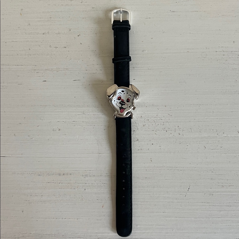 1990’s Vintage Leather 101 Dalmatians Watch - Picture 2 of 4